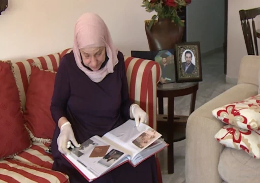 أطلقت عدة مناشدات للإفراج عنهما.. وفاة والدة معتقلَين أردنيين في سجون أبوظبي بعد صراع مع المرض