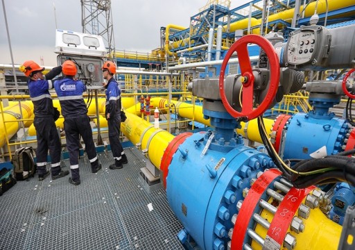 الاتحاد الأوروبي يخفض واردات الغاز الروسي للنصف