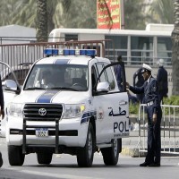 الأورومتوسطي: البحرين تعاقب معارضيها باعتقال أفراد عائلاتهم