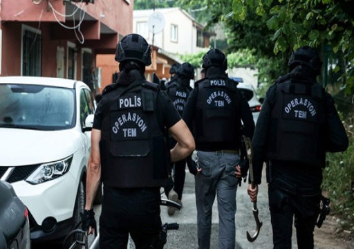 السلطات التركية تعلن توقيف سبعة أشخاص يشتبه ببيعهم معلومات للموساد