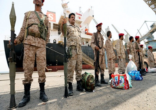 خبير عسكري يمني يكشف عن تفاهمات سرية بين أبوظبي والحوثيين