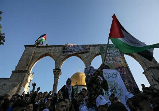 وقفة تضامنية مع الأسرى الفلسطينيون في باحات المسجد الأقصى وغزة