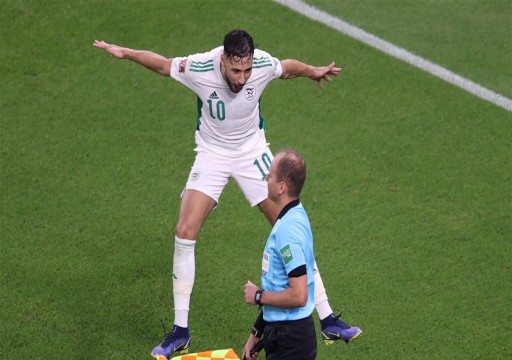 نادي قطر يعلن فسخ تعاقده مع لاعبه الجزائري يوسف بلايلي