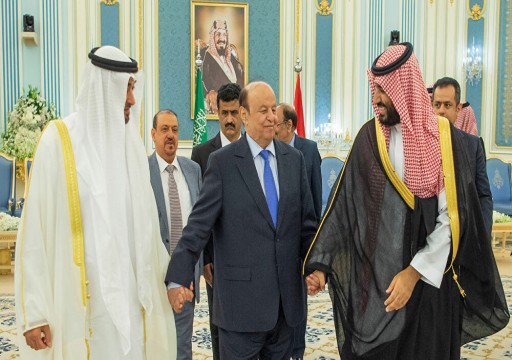 "أسوشيتد برس": الإمارات رفضت طلباً جديداً بعودة الرئيس اليمني إلى عدن