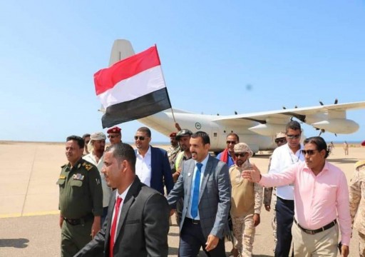 صحيفة: الحكومة اليمنية تحبط محاولة انقلاب تدعمها الإمارات في سقطرى