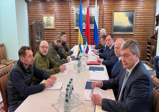 الرئاسة الأوكرانية تعلن استئناف المفاوضات مع روسيا الإثنين