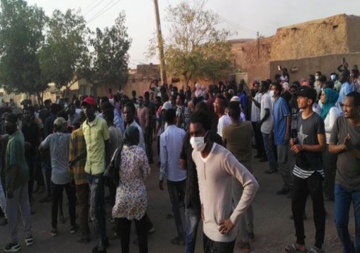 السودان.. هل تقود خطوة إطلاق سراح المعتقلين إلى استرضاء وتهدئة المحتجين؟