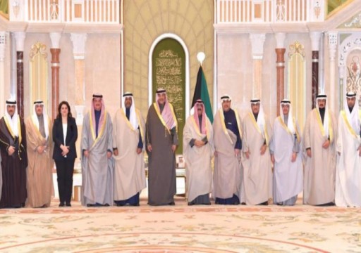 حكومة الكويت الجديدة تؤدي اليمين الدستورية
