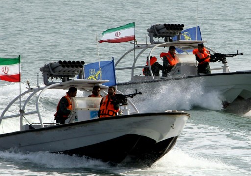 إيران تعلن ضبط سفينة تحمل "وقوداً مهرباً" في مياه الخليج