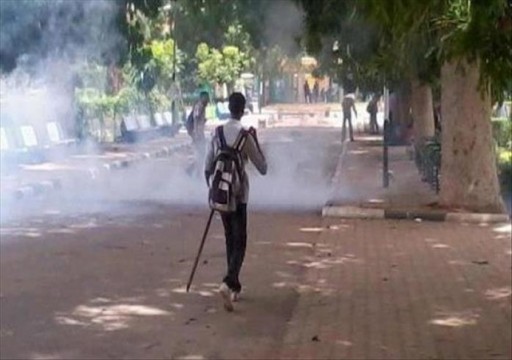 الشرطة السودانية تطلق الغاز لتفريق متظاهرين بمدينة نيالا