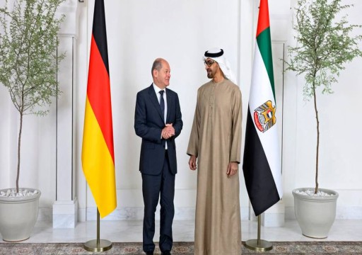 المستشار الألماني يغادر دول الخليج باتفاقيات طاقة محدودة