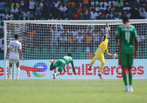 الجزائر تنتزع تعادلاً صعباً من بوركينا فاسو بكأس أمم أفريقيا