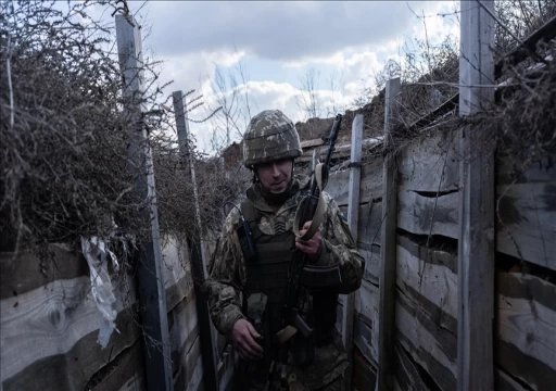 سماع دوي انفجار ضخم شرق أوكرانيا واستمرار القصف المتبادل وسط مدينة دونيتسك