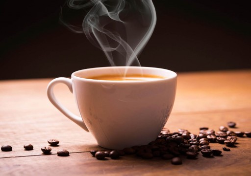دراسة: فنجان من القهوة يحسن من الأداء قبل التمارين الرياضية