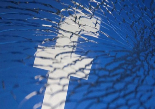 توقف "فيسبوك" ومواقع إخبارية عن العمل في روسيا