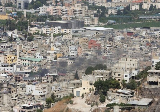 جرحى إثر تصاعد الاشتباكات في عين مخيم عين الحلوة الفلسطيني جنوبي لبنان