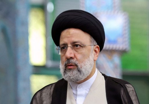 الرئيس الإيراني يطالب بمفاوضات نووية "مفيدة" تنتهي برفع العقوبات