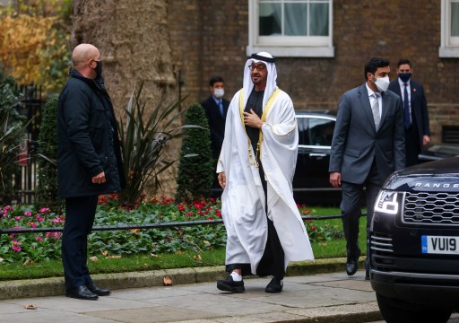 "بلومبرغ": محمد بن زايد يشترى قصرا في بريطانيا بأكثر من 80 مليون دولار