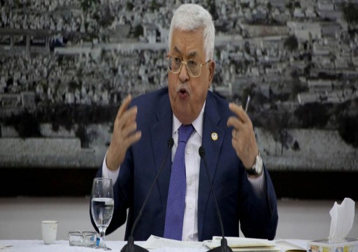 عباس مهاجماً أبوظبي: طعنت القضية الفلسطينية بالظهر