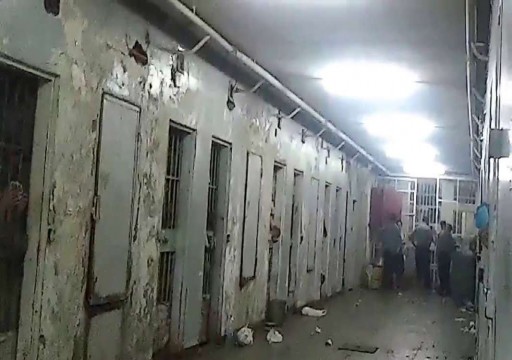 حقوقيون: دمشق تماطل في إطلاق سراح السجناء رغم خطر كورونا بالسجون المزدحمة
