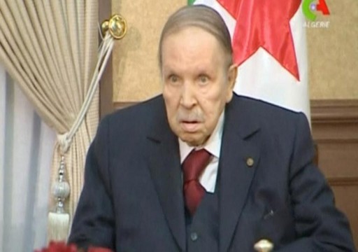 الجزائر.. بوتفليقة يعلن عن حكومة جديدة ويحتفظ بحقيبة الدفاع