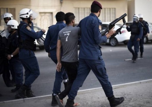 منظمات حقوقية: شرطة البحرين ضربت أطفالا محتجزين وهددتهم بالاغتصاب