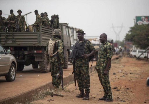 الجيش النيجيري: مقتل 39 عسكريا بتحطم مروحية وكمين ضد مسلحين