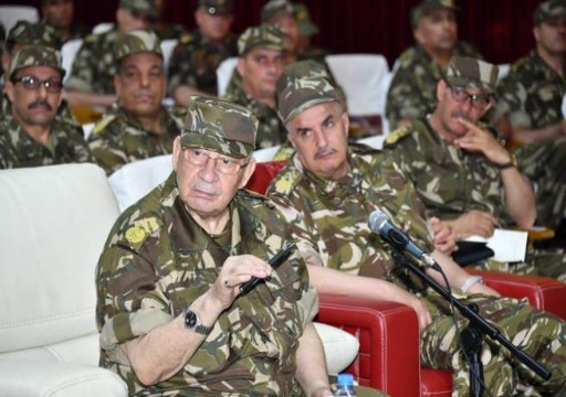 الجزائر.. تغييرات تطال 5 من قادة الصف الثاني في الجيش