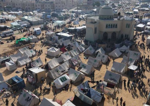 غزة.. الاحتلال يرتكب مجزرة جديدة بحق النازحين قرب المستشفى الإماراتي في رفح