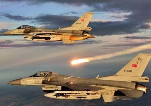 تركيا تشن غارات جوية في العراق وسوريا بعد مقتل تسعة جنود في هجوم