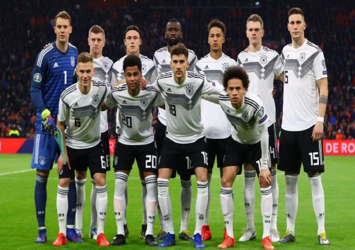 لاعبو منتخب ألمانيا يتبرعون بـ" 2.5" مليون يورو لمكافحة