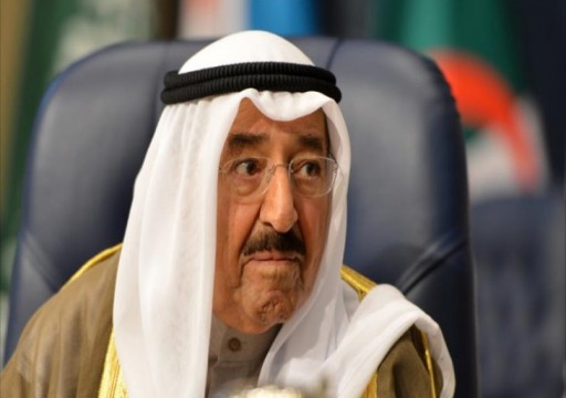 أمير الكويت يعفي وزيري الدفاع والداخلية من مهامهما في حكومة تصريف الأعمال