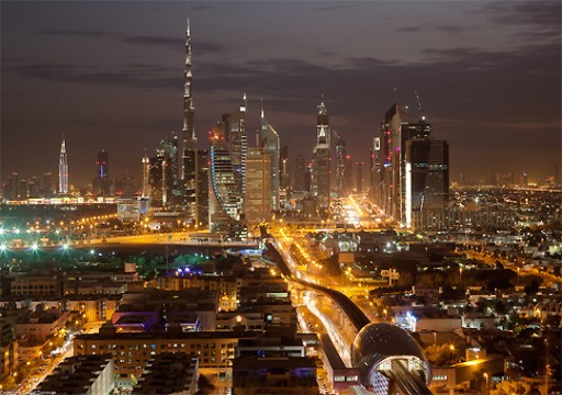 وسط رفض شعبي.. دبي تخفف قوانين الخمور لمواجهة الانهيار الاقتصادي