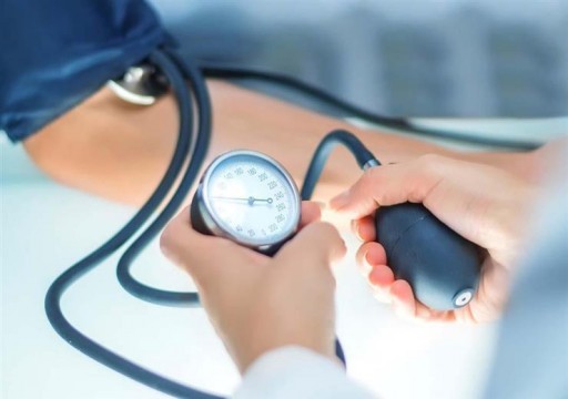 أربع علامات "نادرة" لارتفاع ضغط الدم شديد الخطورة.. تعرف عليها