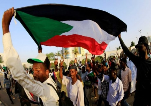 تجمع المهنيين السودانيين يهدد المجلس العسكري بمزيد من التصعيد