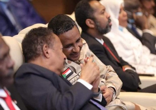 تدار من أبوظبي والرياض.. فيسبوك تحذف مئات الحسابات المرتبطة بقوات "الدعم السريع" السودانية