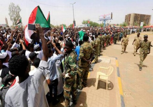 السودان.. العسكري والمعارضة يتوصلان لاتفاق بشأن السلطة