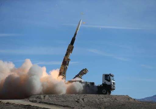 الحوثيون يستهدفون بالصواريخ ناقلة نفط جديدة في البحر الأحمر