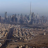 تقرير أميركي يزعم أن الإمارات بوابة لتصدير السلع المزيفة