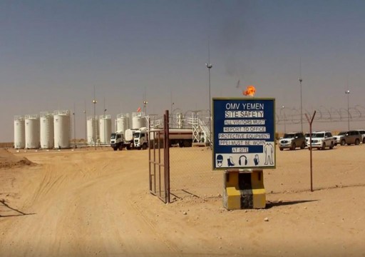 محافظ شبوة يتهم الإمارات بتحويل منشأة نفطية لثكنة عسكرية