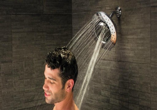 إليك 7 فوائد صحية للاستحمام بالماء البارد