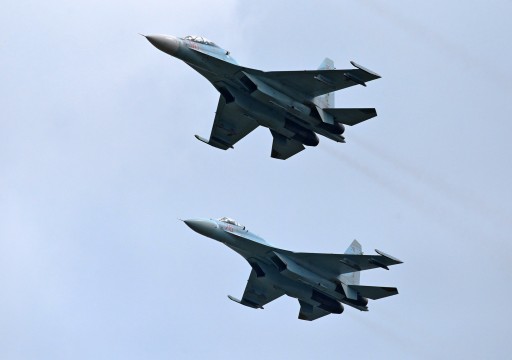 مقاتلة روسية تعترض طائرتين أمريكية وبريطانية فوق البحر الأسود