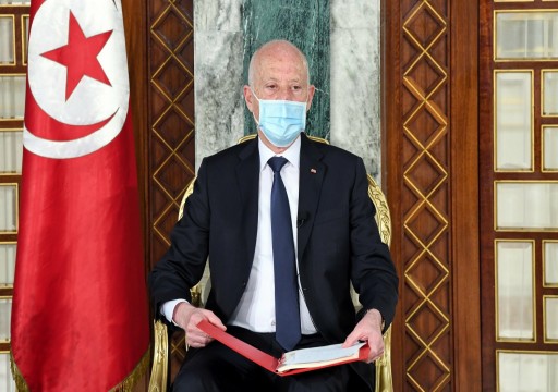 قيس سعيد يتقدم بمبادرة مع خصومه لحل الأزمة في تونس
