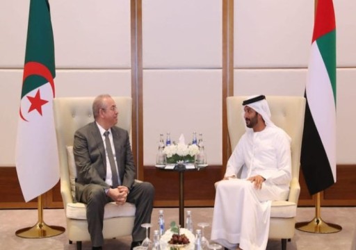 الإمارات والجزائر توقعان أربع مذكرات تفاهم وبرنامجا تنفيذيا بقطاعات مختلفة