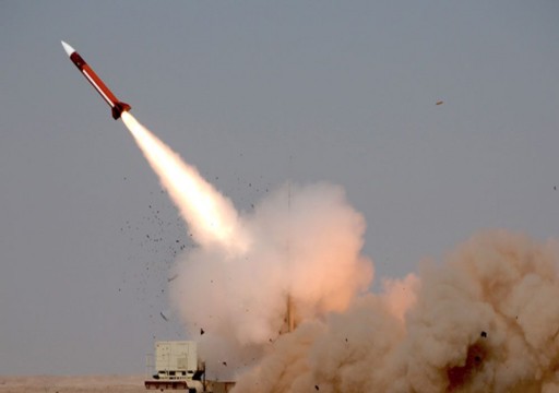 الحوثيون يعلنون استهداف قاعدة عسكرية سعودية والتحالف يسقط طائرة مسيرة مفخخة