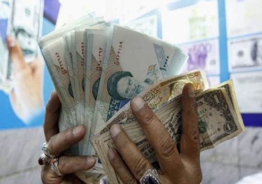 الريال الإيراني يهبط لأدنى مستوى منذ سبتمبر 2018 أمام الدولار
