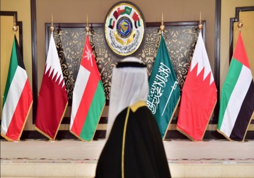 مسؤول أمريكي يدعو دول الخليج لتقديم تنازلات لحل الخلاف