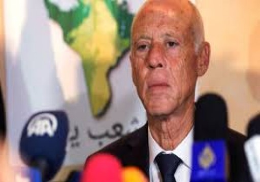 الرئيس التونسي يحذر من "محاولات خفية" لضرب الدولة من الداخل