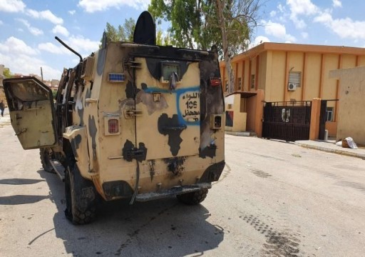 فايننشال تايمز: شركات إماراتية متورطة في خرق حظر تصدير السلاح إلى ليبيا