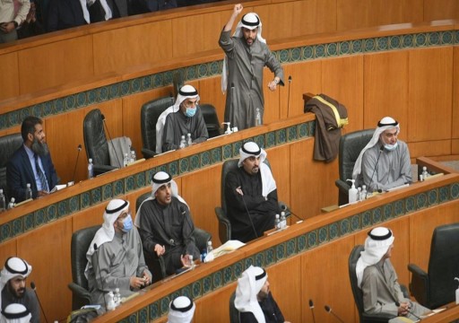 صحيفة كويتية: نواب يطالبون بإقرار العفو الشامل مع عودة البرلمان